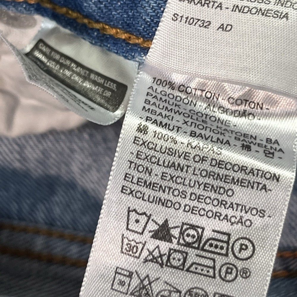 Levi's 501 90s‎ Premium Jeans Mid Rise Relaxed Straight Womens Size 27x32 EUC - Picture 10 of 10